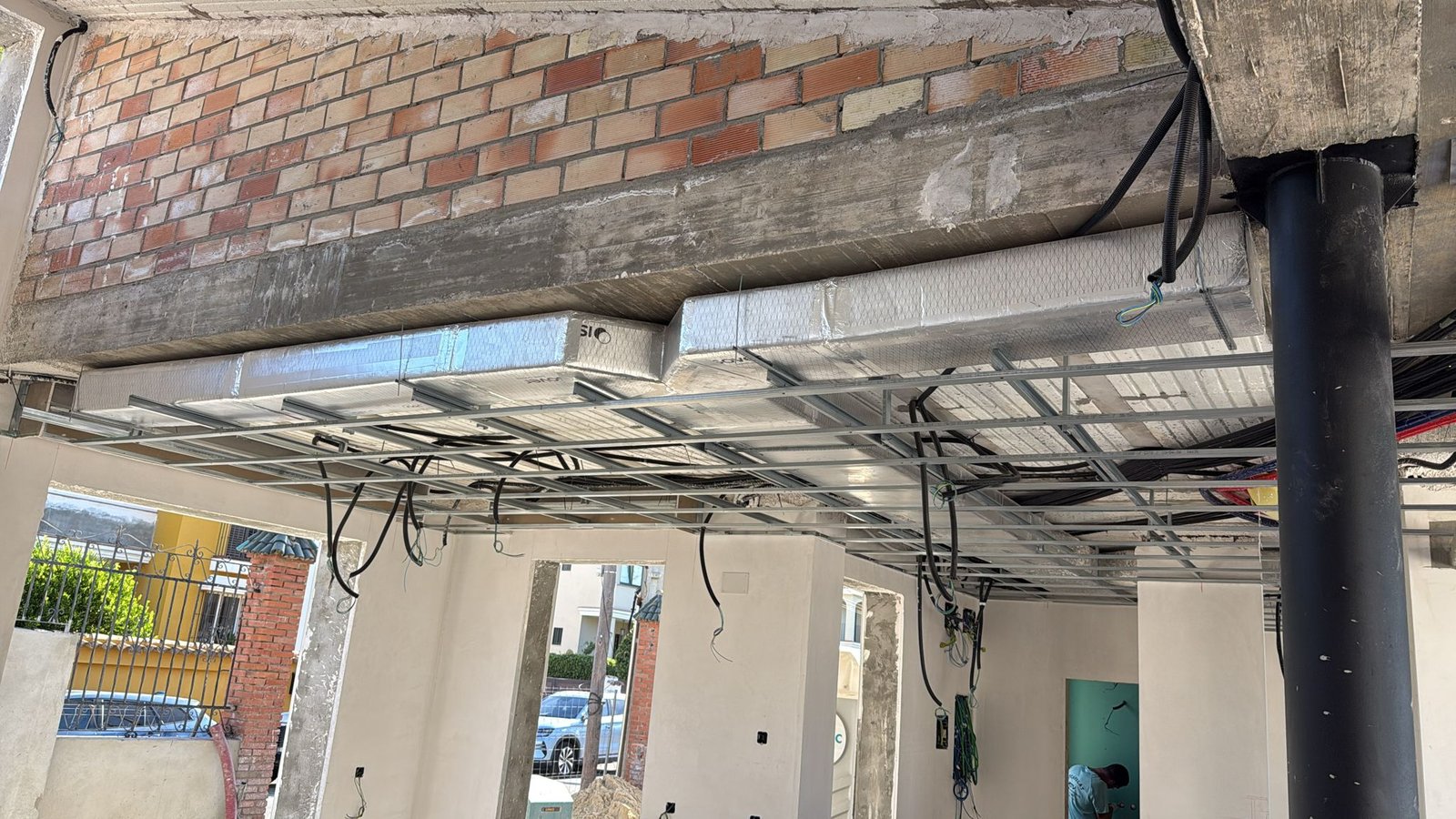 Instalación de aire acondicionado por conductos de Servinfrío en Algeciras